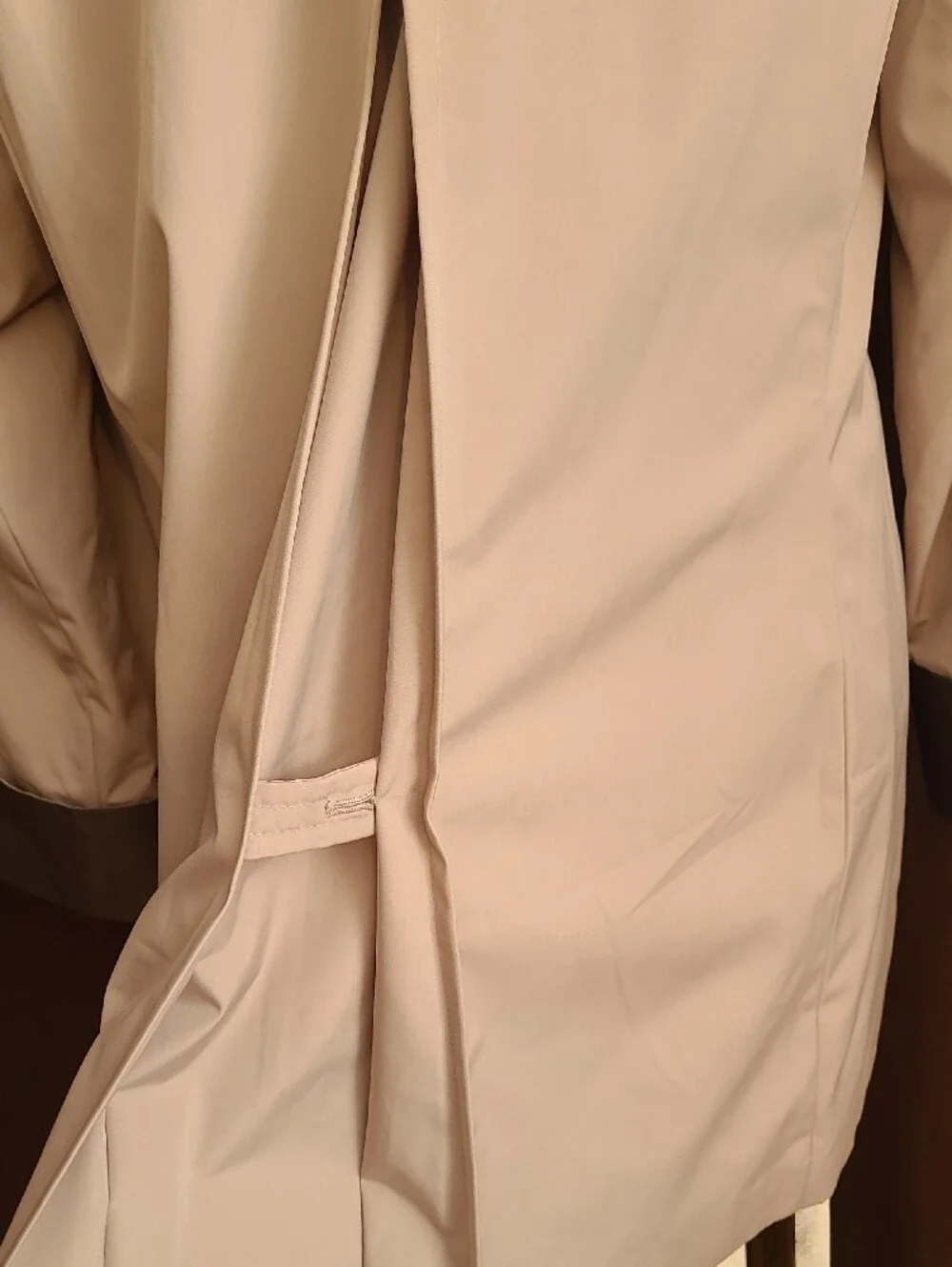 London Fog Beige Trench Coat with Contrast Cuffs - Picture 6 of 9